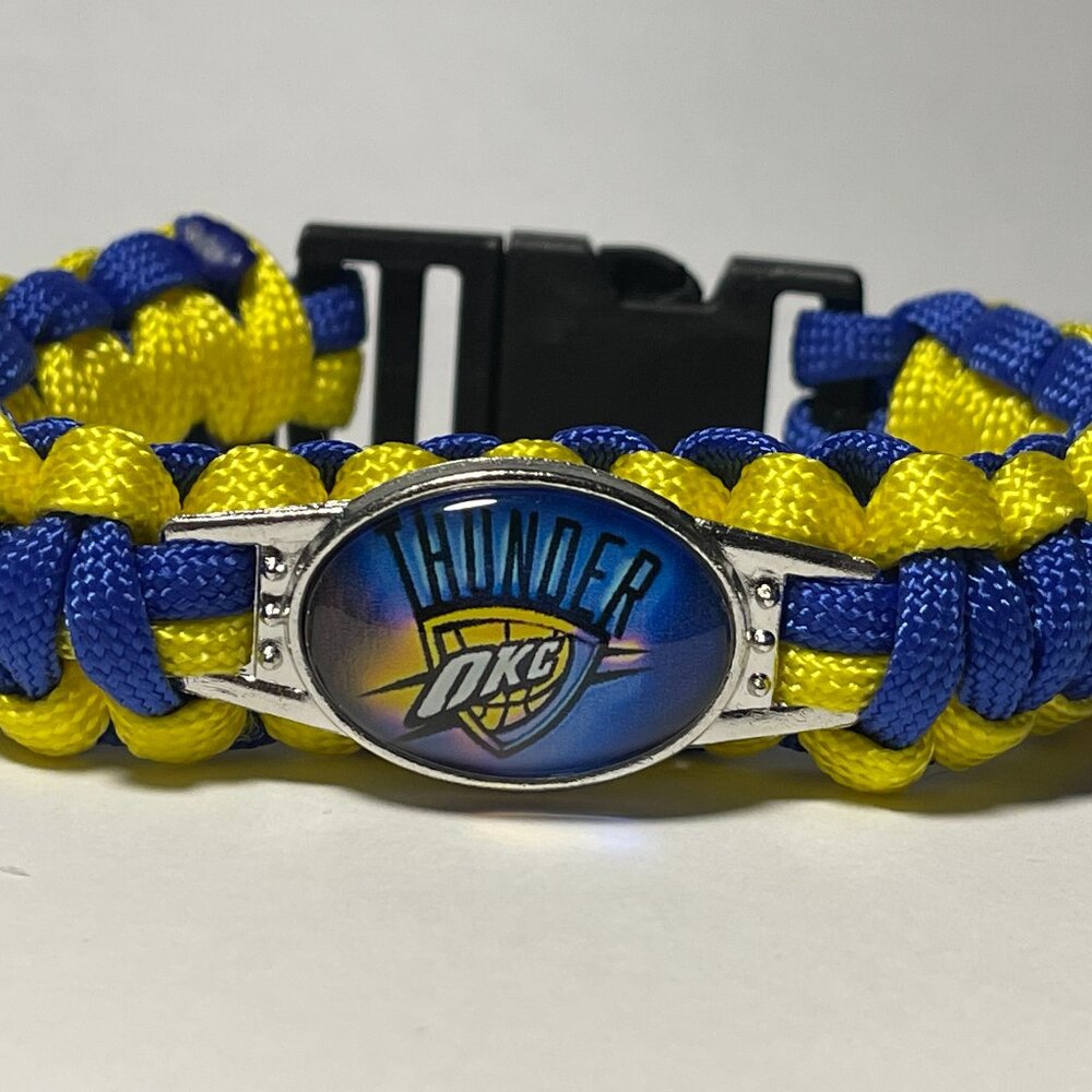 Oklahoma City Thunder NBA Paracord Bracelet NEW
